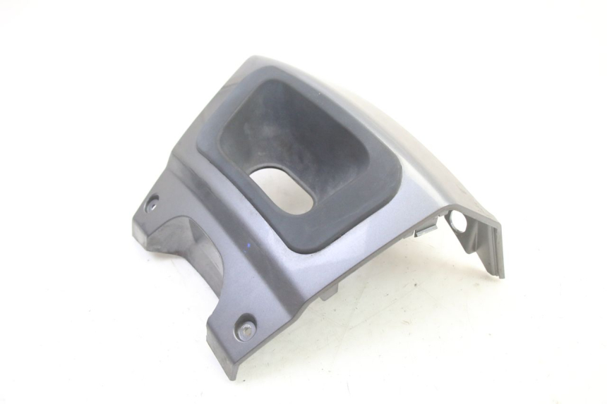 photo de REAR LOWER MIDDLE PANEL PEUGEOT SATELIS 250 (2006 - 2012)