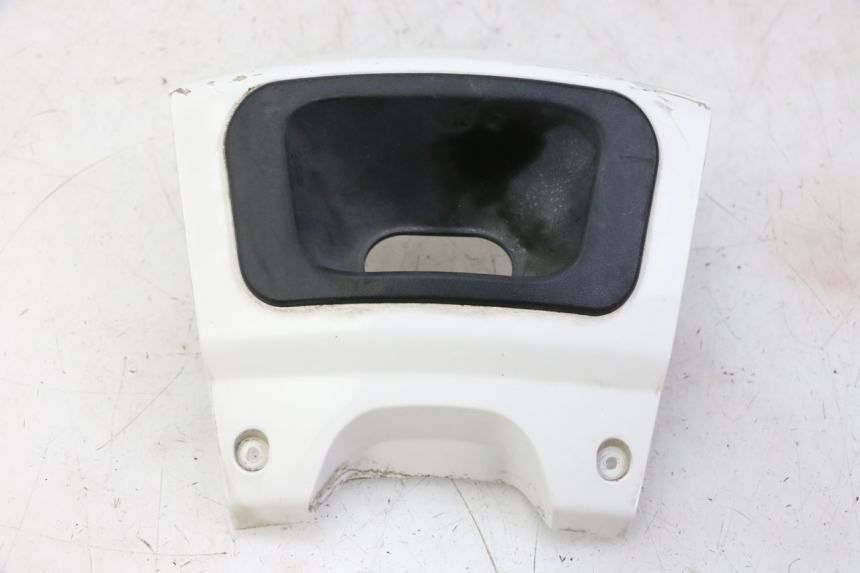 photo de LOWER REAR FAIRING JUNCTION PEUGEOT SATELIS 125 (2010 - 2012)