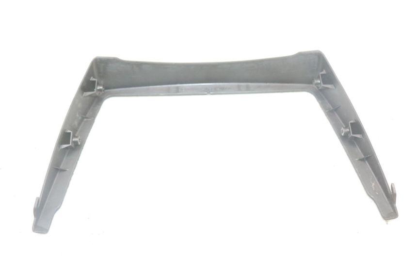 photo de REAR LOWER MIDDLE PANEL SUZUKI GS F 500 (2004 - 2007)