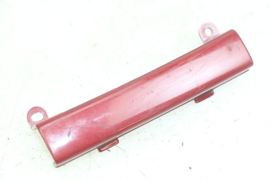 photo de LOWER REAR FAIRING JUNCTION PEUGEOT SV 125 (1991 - 1994)