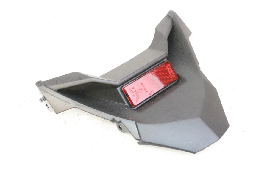 photo de REAR LOWER MIDDLE PANEL YAMAHA XMAX X-MAX 125 (2021 - 2025)