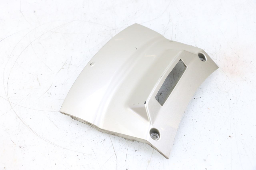 photo de REAR LOWER MIDDLE PANEL PIAGGIO X8 125 (2004 - 2007) - Technical close-up