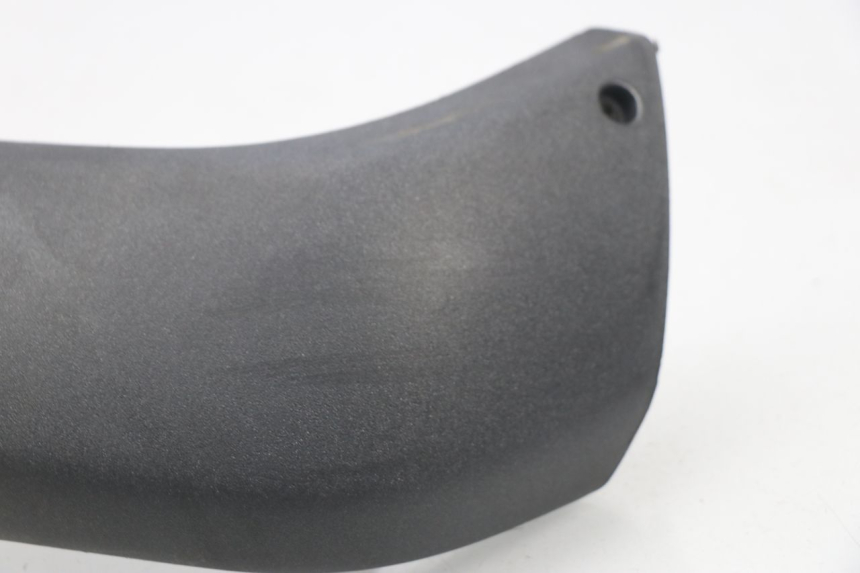 photo de LOWER REAR FAIRING JUNCTION PIAGGIO X9 EVOLUTION 250 (2003 - 2007)