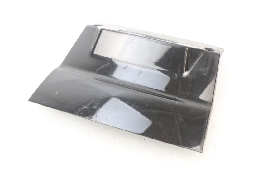 photo de LOWER REAR FAIRING JUNCTION PIAGGIO XEVO - X EVO 125 (2007 - 2016)