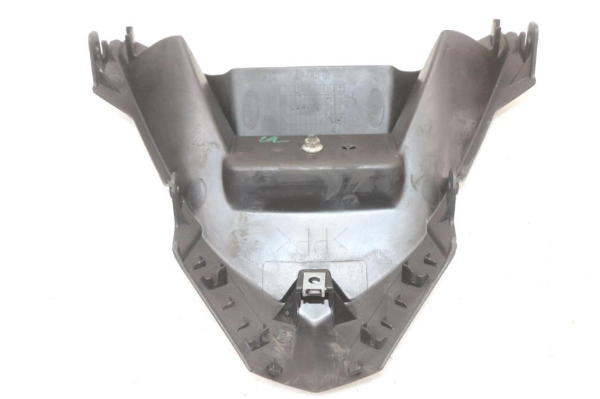 photo de LOWER REAR FAIRING JUNCTION YAMAHA XMAX X-MAX ABS 125 (2017 - 2020)