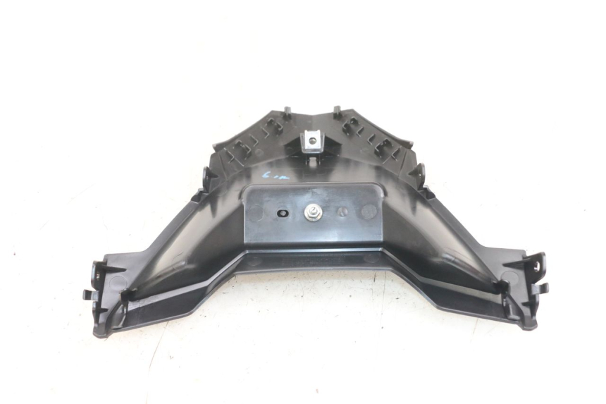 photo de LOWER REAR FAIRING JUNCTION YAMAHA XMAX X-MAX ABS 125 (2017 - 2020)