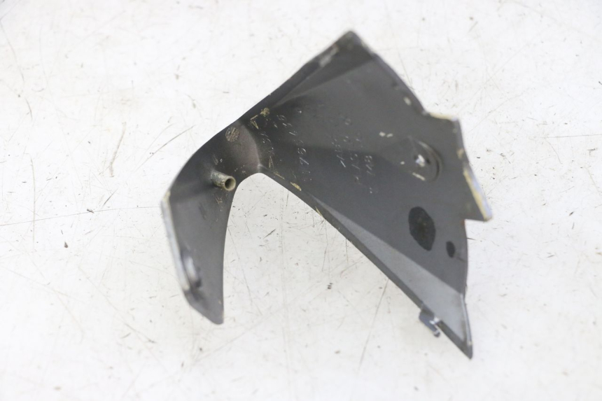 photo de REAR MIDDLE PANEL PEUGEOT JET FORCE CARBU 50 (2003 - 2016)