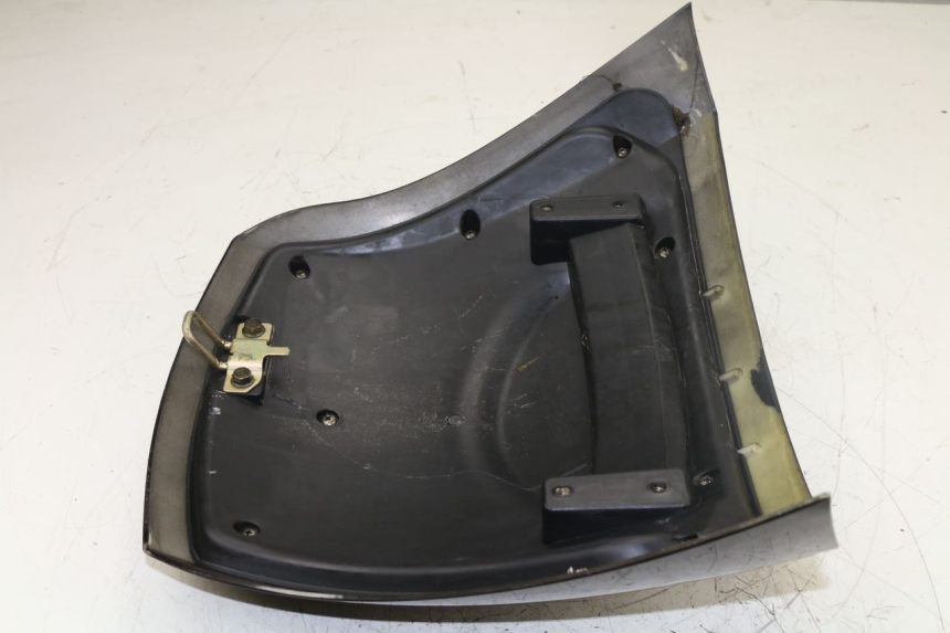 photo de REAR MIDDLE PANEL JONWAY RANGER 125 (2006 - 2014)