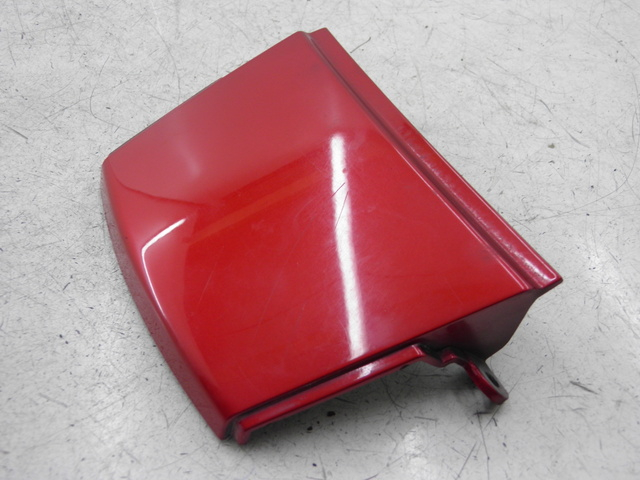 photo de REAR MIDDLE PANEL KAWASAKI ZZR 600 (1995 - 2004)