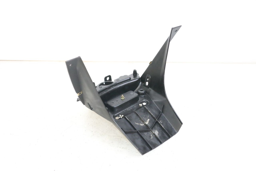 photo de REAR MIDDLE PANEL KYMCO AGILITY PREMIUM 50 (2007 - 2010)