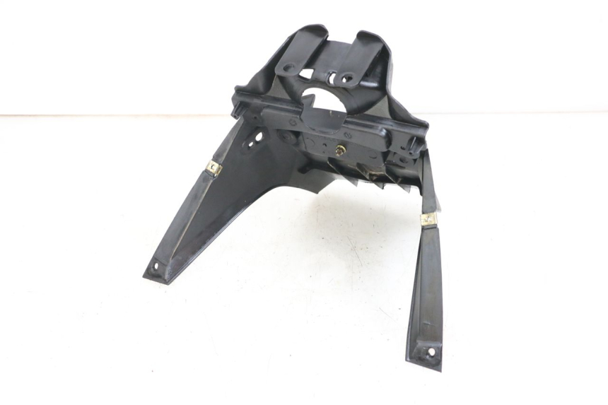 photo de REAR MIDDLE PANEL KYMCO AGILITY PREMIUM 50 (2007 - 2010)