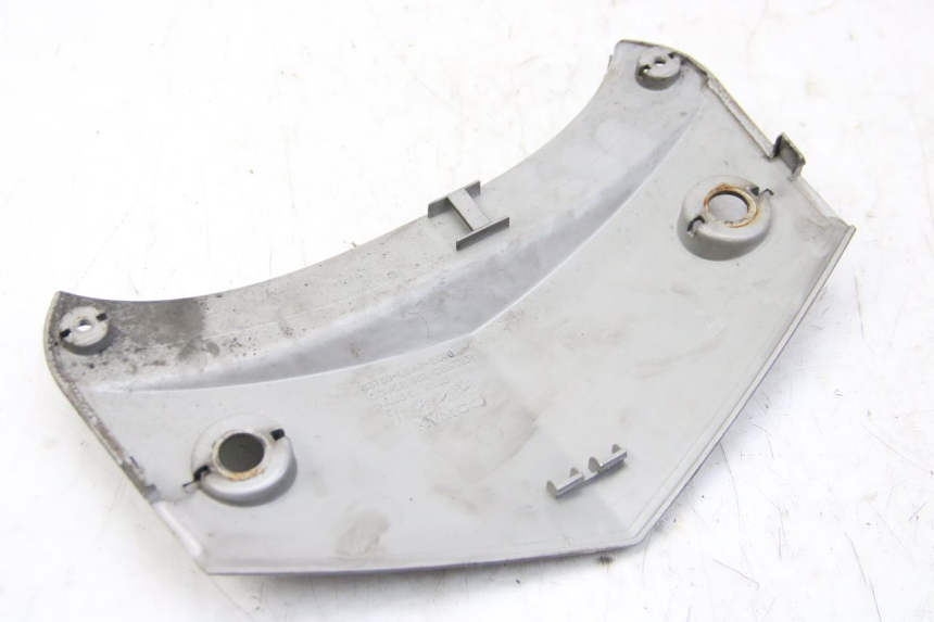 photo de REAR FAIRING JUNCTION KYMCO DINK STREET 125 (2009 - 2014)