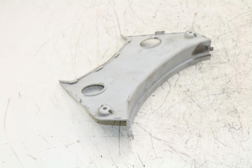 photo de REAR MIDDLE PANEL KYMCO K-XCT 125 (2013 - 2017)