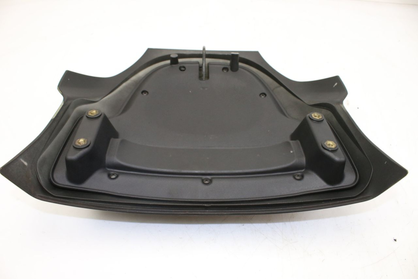 photo de REAR FAIRING JUNCTION PIAGGIO MP3 LT 300 (2010 - 2016)