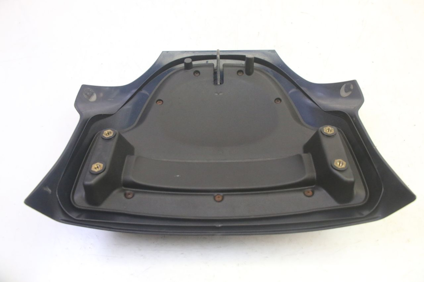 photo de REAR MIDDLE PANEL PIAGGIO MP3 RL 250 (2007 - 2010) - Product overview
