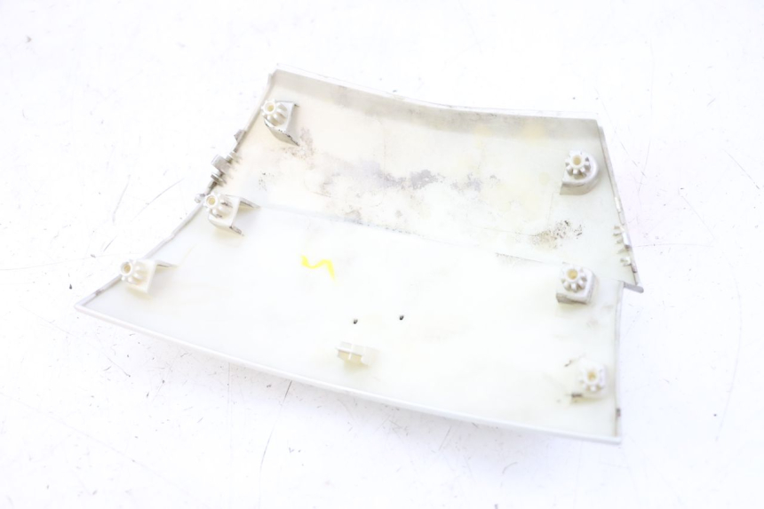 photo de REAR FAIRING JUNCTION PEUGEOT CITYSTAR 125 (2011 - 2017)