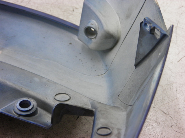 photo de REAR MIDDLE PANEL PEUGEOT ELYSEO 125 (1999 - 2004)