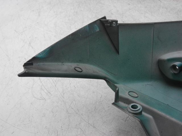 photo de REAR MIDDLE PANEL PEUGEOT ELYSEO 125 (1999 - 2004)