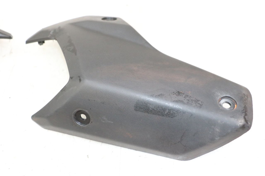 photo de REAR MIDDLE PANEL PEUGEOT STREETZONE 4T 50 (2018 - 2023)