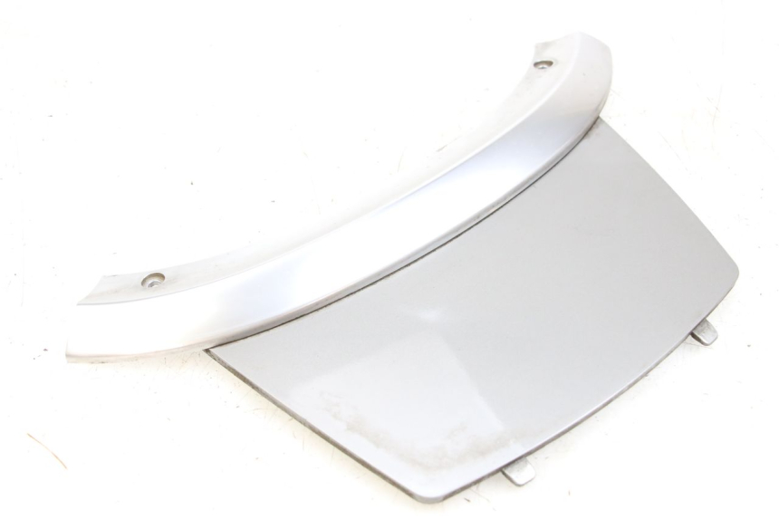 photo de REAR FAIRING JUNCTION PIAGGIO X10 125 (2012 - 2017)