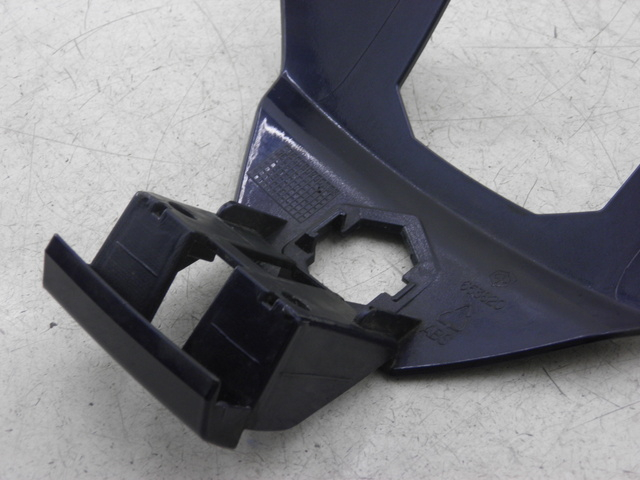 photo de REAR FAIRING JUNCTION PIAGGIO X7 125 (2007 - 2013)