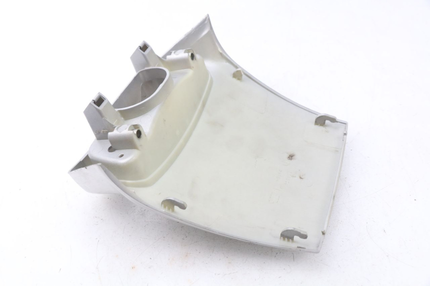 photo de REAR FAIRING JUNCTION PIAGGIO X9 125 (2000 - 2003)