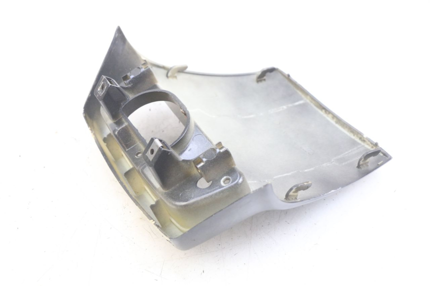 photo de REAR FAIRING JUNCTION PIAGGIO X9 125 (2000 - 2003)