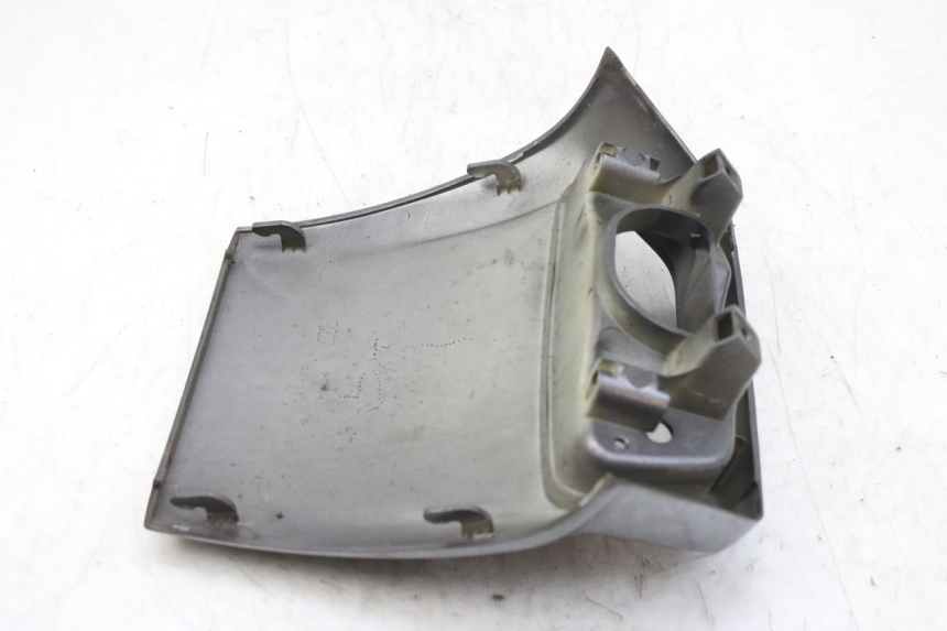 photo de REAR FAIRING JUNCTION PIAGGIO X9 EVOLUTION 250 (2003 - 2007)