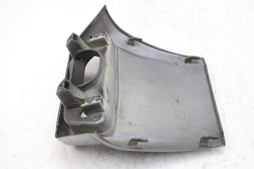 photo de REAR FAIRING JUNCTION PIAGGIO X9 EVOLUTION 250 (2003 - 2007)