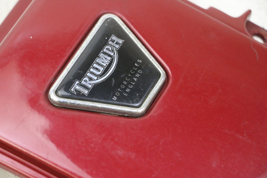 photo de REAR MIDDLE PANEL TRIUMPH SPRINT 900 (1995 - 1998)