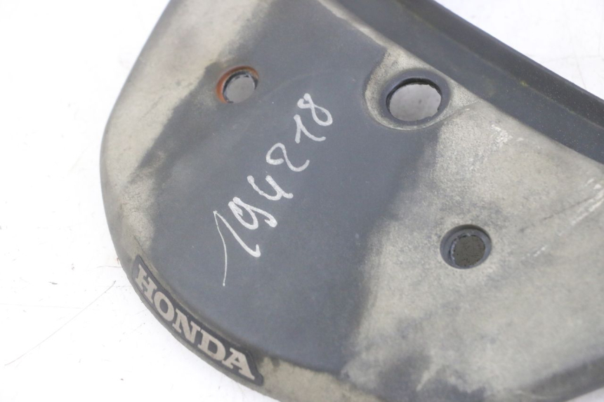 photo de REAR UPPER MIDDLE PANEL HONDA CBF 500 (2004 - 2007)