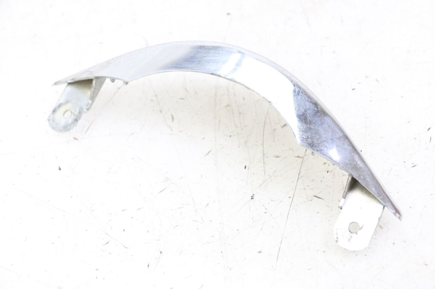 photo de REAR UPPER MIDDLE PANEL DAELIM BESBI 125 (2007 - 2008)