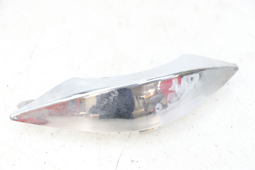 photo de REAR UPPER MIDDLE PANEL DAELIM BESBI 125 (2007 - 2008)