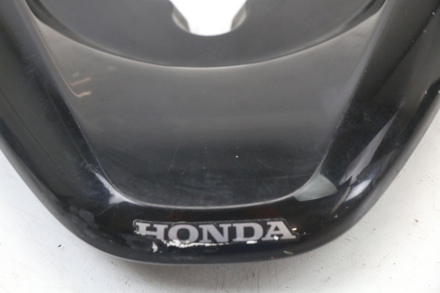 photo de REAR UPPER MIDDLE PANEL HONDA PCX (JF28) 125 (2009 - 2011)