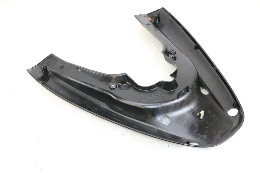 photo de REAR UPPER MIDDLE PANEL HONDA PCX (JF28) 125 (2009 - 2011)