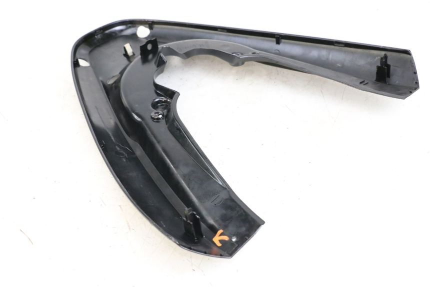 photo de REAR UPPER MIDDLE PANEL HONDA PCX (JF28) 125 (2009 - 2011)