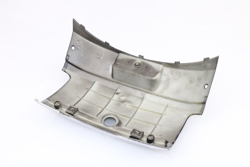 photo de UPPER REAR FAIRING JUNCTION JONWAY AZTRAL 125 (2008 - 2017)