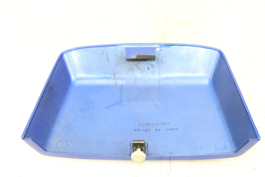 photo de REAR UPPER MIDDLE PANEL KAWASAKI GTR 1000 (1994 - 2004)