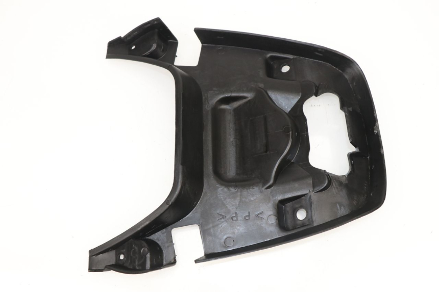 photo de REAR UPPER MIDDLE PANEL MBK FLAME R 125 (1995 - 2001)