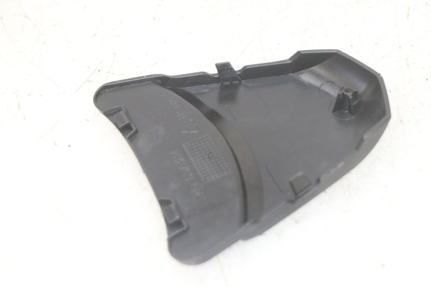 photo de REAR UPPER MIDDLE PANEL PIAGGIO MP3 HPE 300 (2019 - 2026) - Component detail