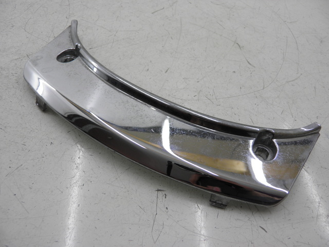 photo de REAR UPPER MIDDLE PANEL PEUGEOT SATELIS 125 (2010 - 2012)