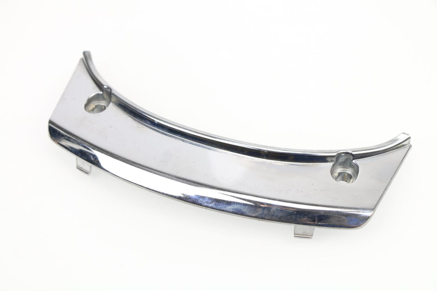 photo de REAR UPPER MIDDLE PANEL PEUGEOT SATELIS 125 (2010 - 2012)