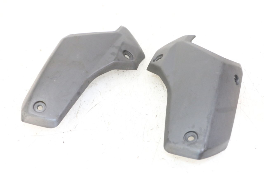 photo de REAR UPPER MIDDLE PANEL PEUGEOT STREETZONE I 2T 50 (2018 - 2020)