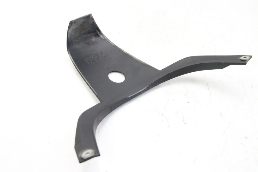 photo de UPPER REAR FAIRING JUNCTION PIAGGIO BEVERLY 125 (2010 - 2015)