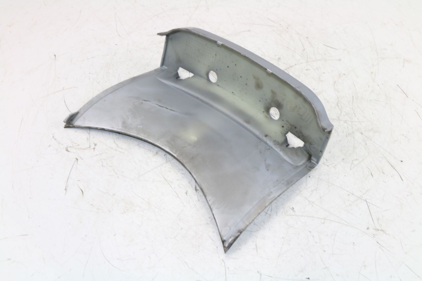 photo de REAR UPPER MIDDLE PANEL PIAGGIO X8 STREET 125 (2006 - 2007)