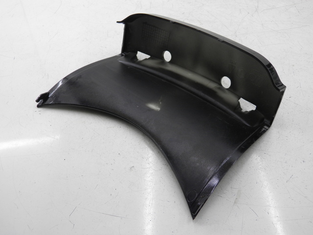 photo de REAR UPPER MIDDLE PANEL PIAGGIO XEVO - X EVO 125 (2007 - 2016)