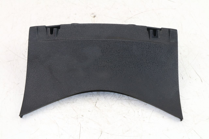 photo de REAR UPPER MIDDLE PANEL PIAGGIO XEVO - X EVO 125 (2010 - 2015)