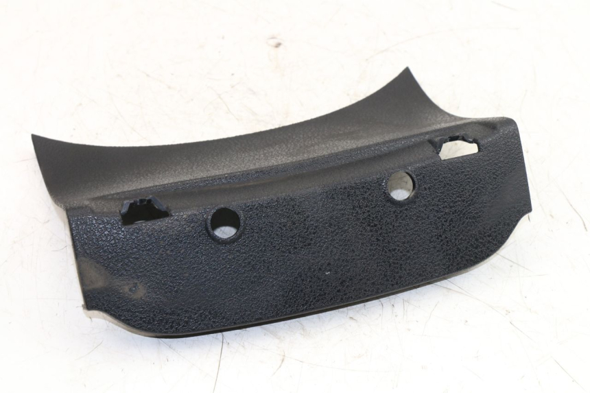 photo de REAR UPPER MIDDLE PANEL PIAGGIO XEVO - X EVO 125 (2010 - 2015)