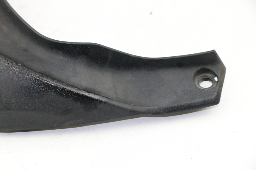 photo de REAR UPPER MIDDLE PANEL HONDA SH 300 (2011)