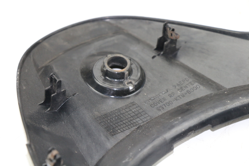 photo de REAR UPPER MIDDLE PANEL HONDA SH 300 (2011)